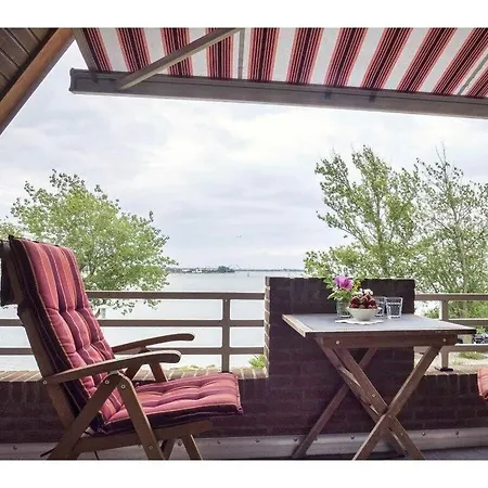 Casa de Férias Panoramaic Sea View Maisonette In Lemkenhafen